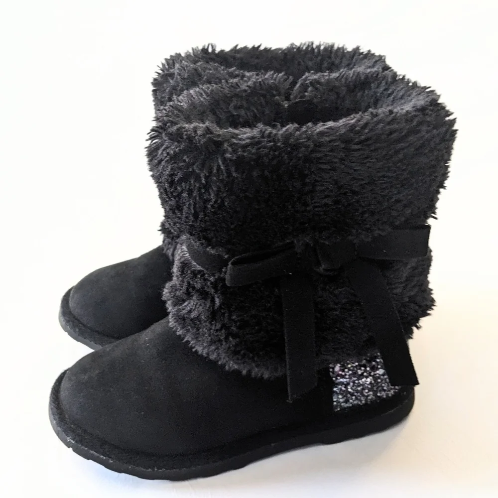 Girls Cozy Black Kids Boots with Glitter Accents